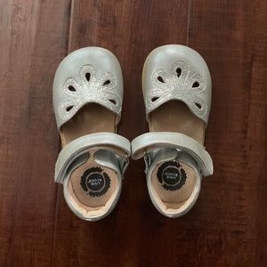 Livie & Luca Petals Shoes, Size 12